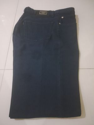 Jeans pria mcm de luxe