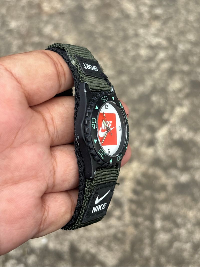 JAM TANGAN NIKE BIG LOGO VINTAGE, foto 3