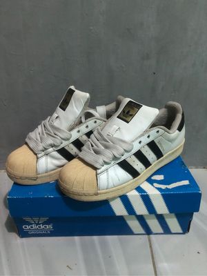 Adidas Casual Sneakers Pria white