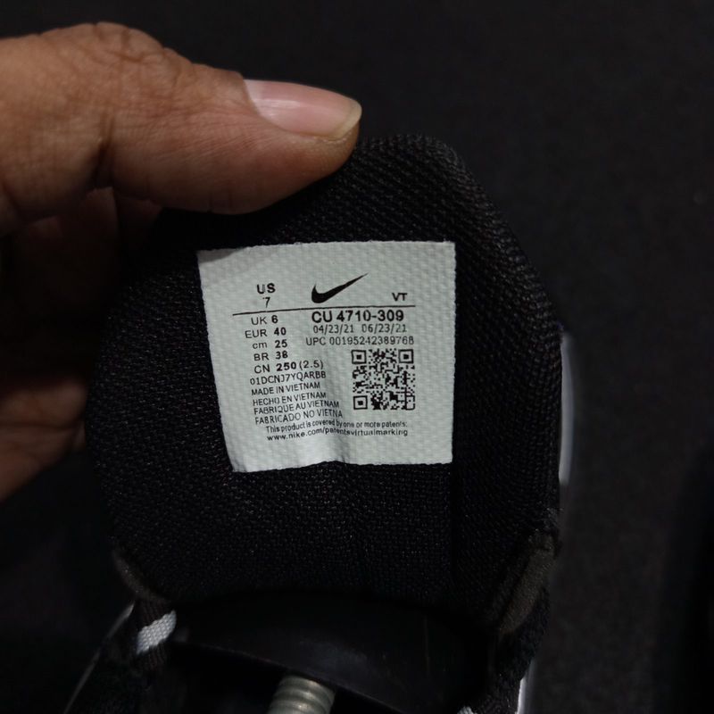 Nike Airmax Plus TN 3 Black Iridescnt, foto 5