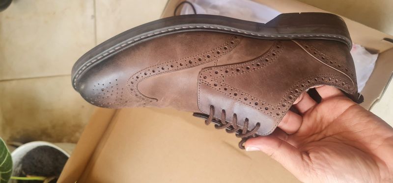 Sepatu Clarks BNIB Salah Size, foto 3
