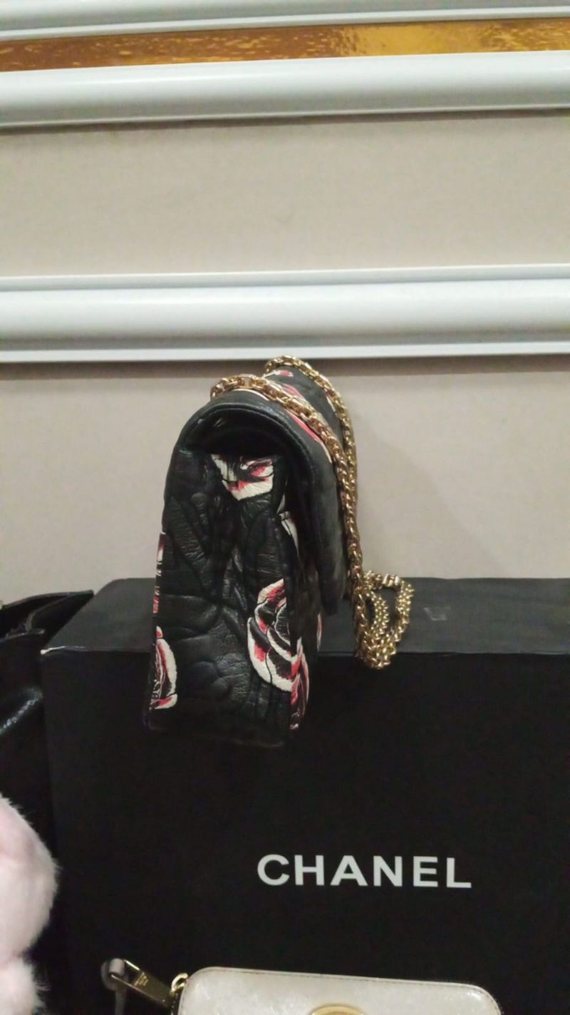 Chanel classic bag camelia, foto 6