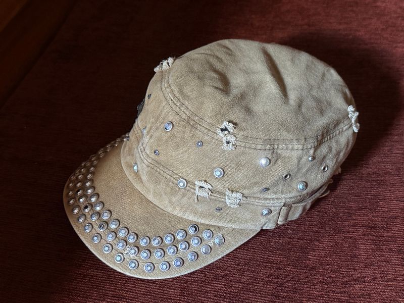 Topi Egoist Y2k studded komando hat, foto 5
