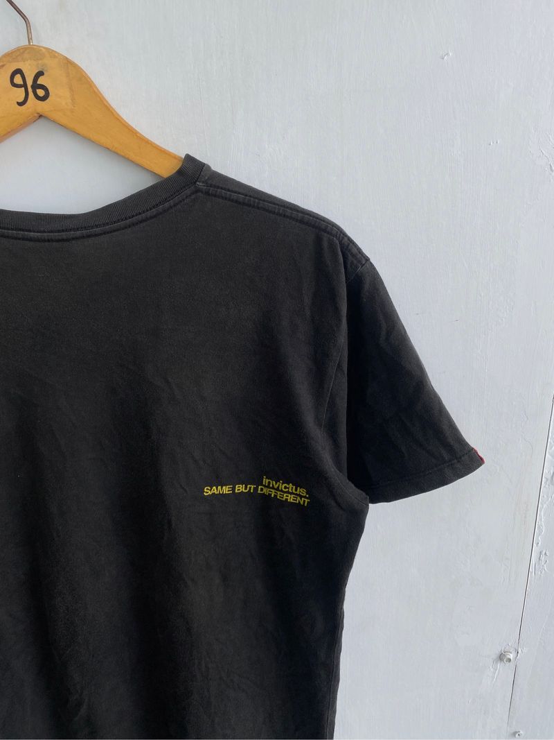 Invictus Word Tee, foto 4
