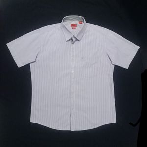 Kemeja Salur Izod SZ L