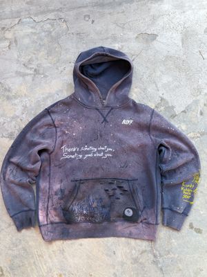 SUN FADED HOODIE NIKE - REPAINTED + REWORKED