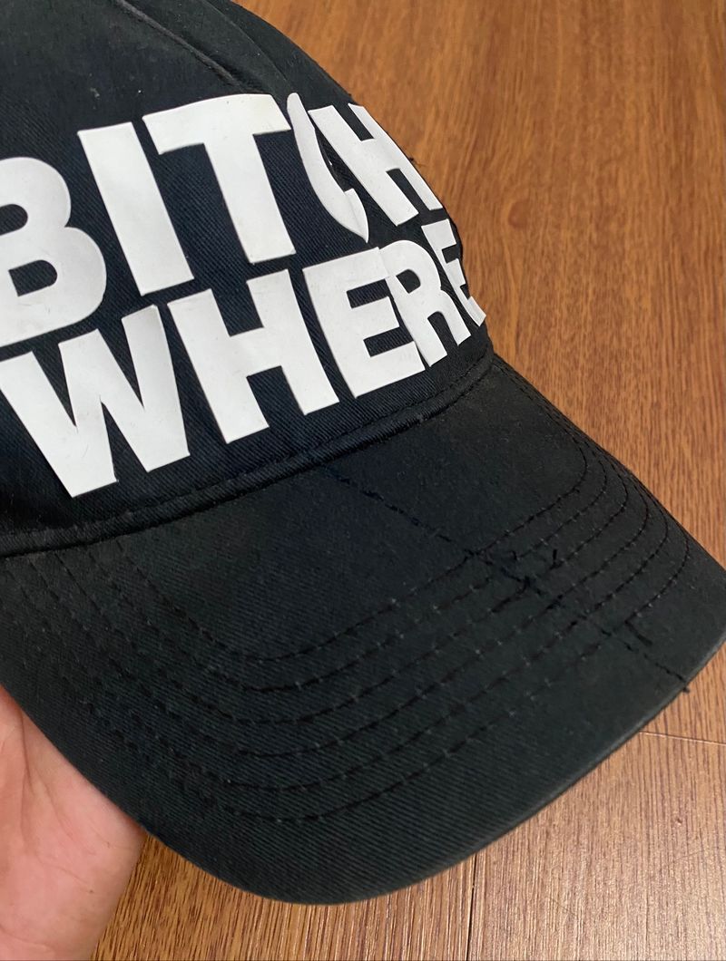 Dsquared 2 "Bitch where" trucker hat, foto 3