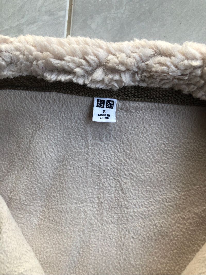 UNIQLO WINDPROOF SHERPA FLEECE JACKET, foto 4