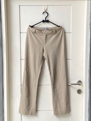 Issey Miyake Casual Casual trouser Wanita tan