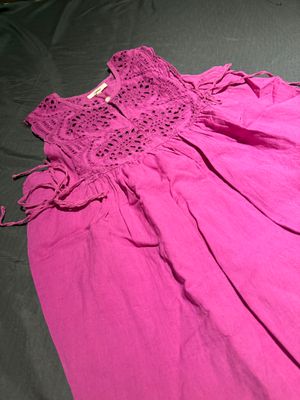 fuschia top