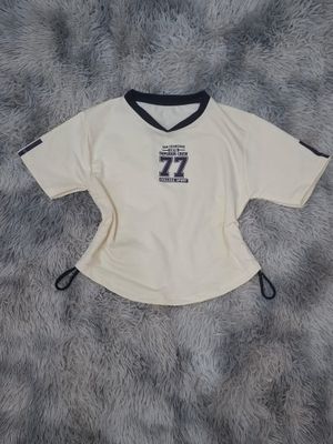 Depop Woman's Crop Top