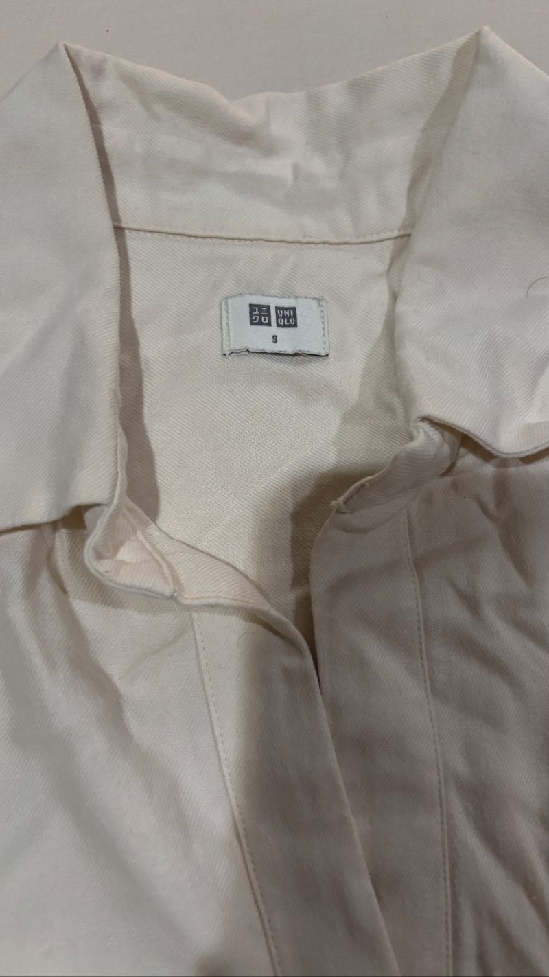 Uniqlo Cream Shirts, foto 3