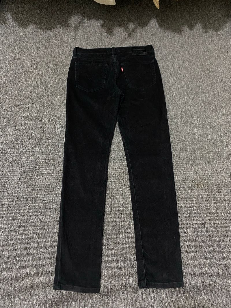 Corduroy Levi's black on black Size 27, foto 5