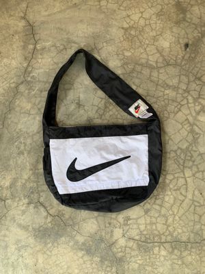 SLINGBAG NIKE REWORKED
