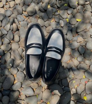 Like Project Indie Loafer Wanita white black