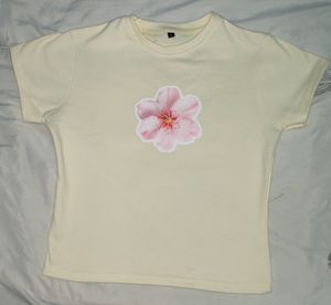 Kaos pendek