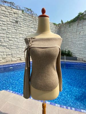 Preloved Sabrina Knit top long sleeve