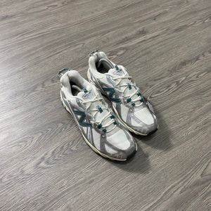 Sepatu New Balance 610