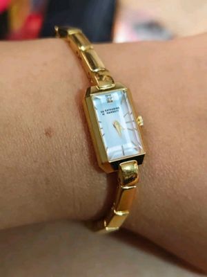 Jam tangan Katharine Hamnett