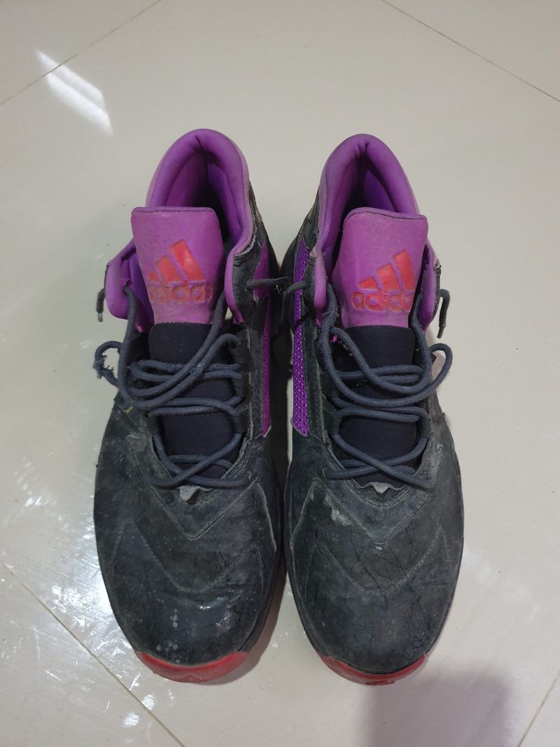 Sepatu basket Adidas, foto 2