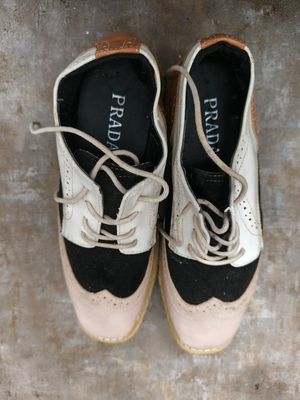 Sepatu Prada Classic Sneakers Casual Stylish