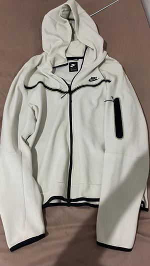 Nike tech