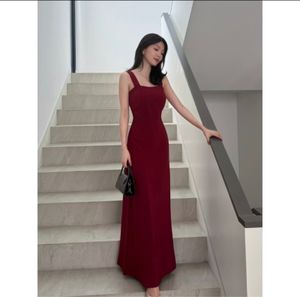 Kadaka Dress
