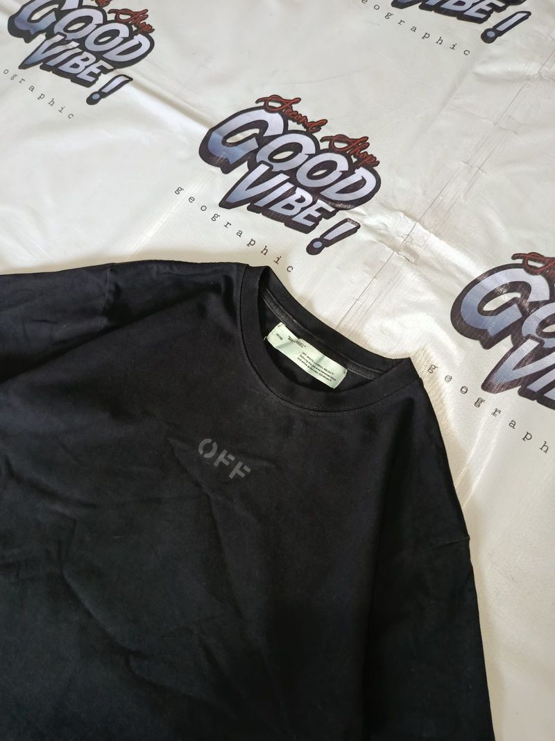 T:shirt off white black on black, foto 4