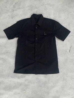 Kemeja pendek guiness