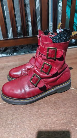 Dr. Martens blake