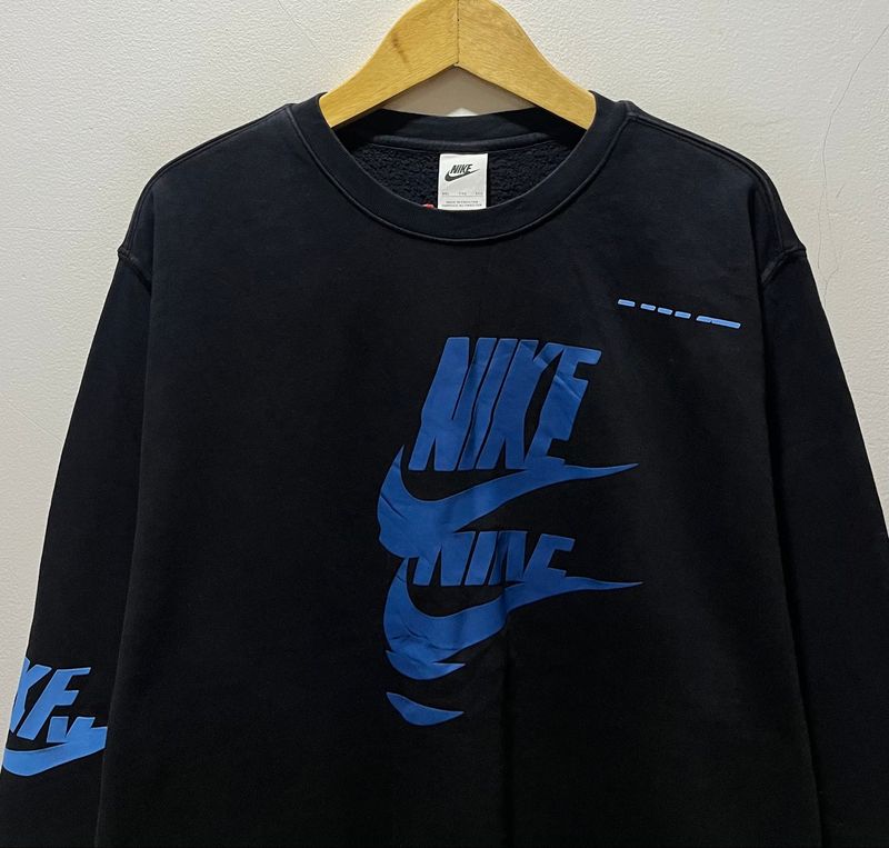 Crewneck Nike Sportwear Essentials Spellout Black, foto 4
