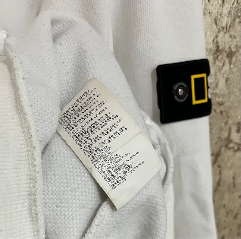 Crewneck National Geographic Bordir Logo Patch White, foto 6
