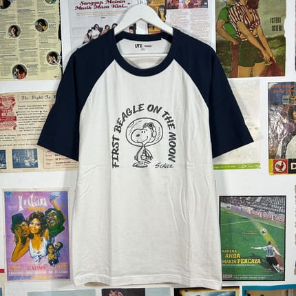 kaos uniqlo x peanuts