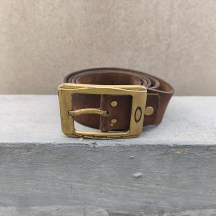 Gesper Kulit Vintage Oakley