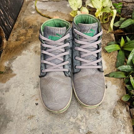 sepatu sneakers second pumpum size 39(25cm)
