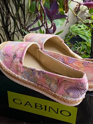 Casual Flat Wanita pink