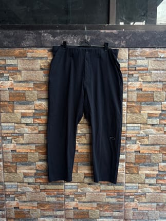[Termurah] Authentic Oakley Performance Tapered Pants Black