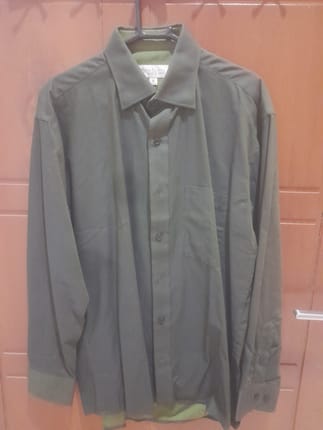 Kemeja lengan panjamg pria size m