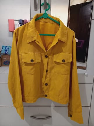 Corduroy crop jacket