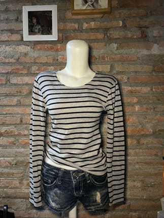 long stripe shirt
