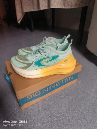 Sepatu Lari Nineten 910 Takashi Run Elite