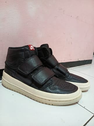 Air Jordan 1 Retro High Double Strap Black Sail
