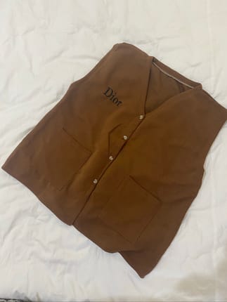 Vest/Rompi Knit Tulisan Dior