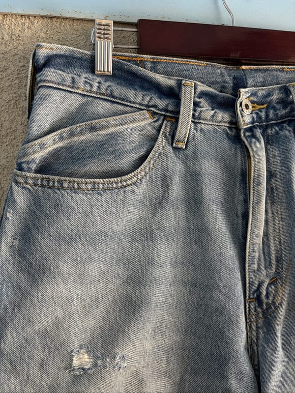 Y2K Levi’s Silvertab Jorts Model, foto 4