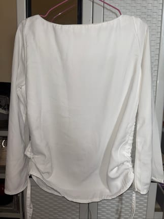 White blouse tutuloph
