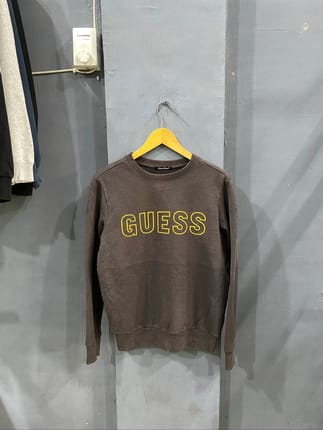 Crewneck Guess Coklat