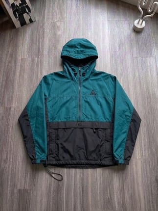 NIKE ACG Jacket