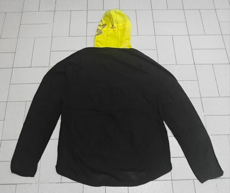 Jaket Sport Running Nike Gorpcore Hitam Kuning, foto 2
