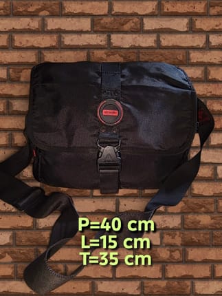 Tas selempang (Sling bag) Airwalk Hitam
