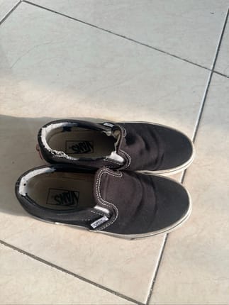 Sepatu vans anak